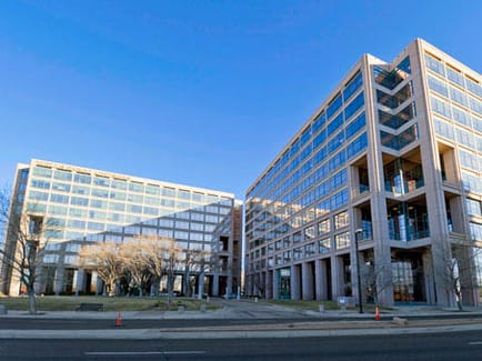 Image 2 of Regus - 6565 Americas Parkway NE - Albuquerque - NM