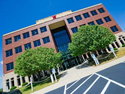 Image 1 of Regus - Park Bank Plaza - 2810 Crossroads Drive - Madison - WI