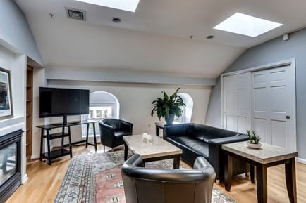 Image 1 of Dupont Circle Business Incubator - 1638 R St. NW - Washington - DC