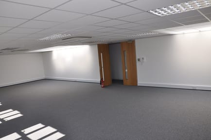 Image 5 of Reigate Business Centre - Lonsdale House - 7 -11 High Street, RH2 - Reigate