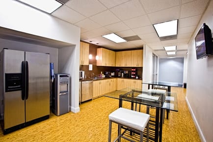 Image 9 of Crown Center Executive Suites - 1451 W. Cypress Creek Road - Fort Lauderdale - FL