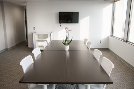 Image 5 of Space2work.com - Locust Street - Des Moines - IA