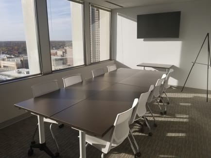 Image 3 of Space2work.com - Locust Street - Des Moines - IA