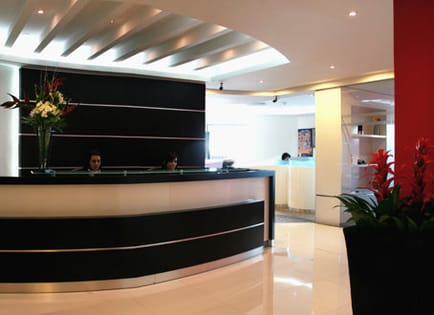 Image 2 of Regus - Avenida de Chile Torre B - Carrera 7 - Bogota