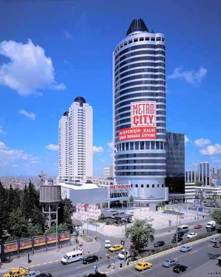 Image 1 of Plaza Cubes - MetroCity Levent - Büyükdere Cad. Kirgulu - Levent - Istanbul