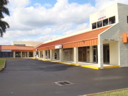 Image 1 of Global Management Trust - Palm Gate Plaza - 3951 North Haverhill Road - West Palm Beach - FL (Conventional 420-2,000Sqft)