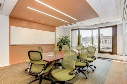 Image 4 of Carr Workplaces - Clarendon - 3033 Wilson Boulevard - Arlington - VA