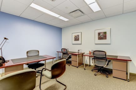 Image 5 of Carr Workplaces - Clarendon - 3033 Wilson Boulevard - Arlington - VA