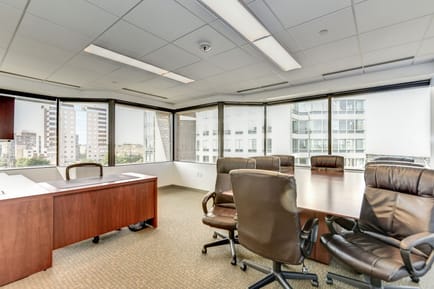 Image 7 of Carr Workplaces - Clarendon - 3033 Wilson Boulevard - Arlington - VA