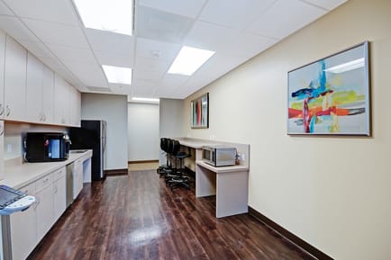 Image 5 of Premier Workspaces - TCV - Dallas - TX - Two Turtle Creek Tower - Oak Lawn Avenue