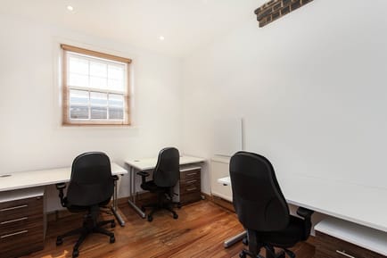 Image 2 of London and Hampstead Serviced Offices Limited - 25-27 Heath Street, NW3 - Hampstead