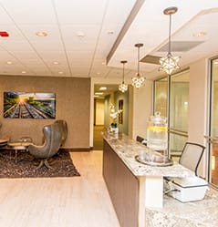 Image 6 of Quest Workspaces - Royal Palm Doral Center - 8200 NW 41st Street - Doral - FL