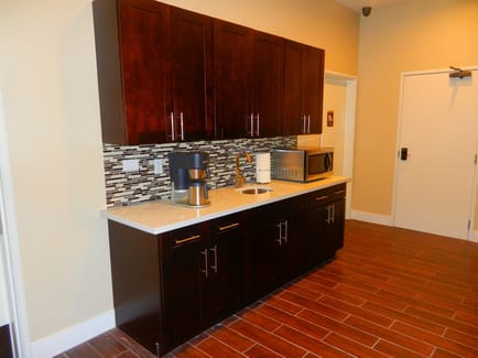 Image 3 of Harmon Business Center - 4525 S. Sandhill Rd - Las Vegas - NV