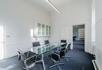 Image 4 of Halcyon - Castle Hill House - 20 High Street, PE29 - Huntingdon