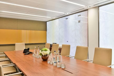 Image 4 of The Argyll Club - Guildhall House - 85 Gresham Street, EC2 - Bank