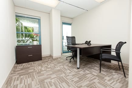 Image 3 of Simply Office - Waterfront Business Centre  - 220 - 145 Chadwick Court - North Vancouver - BC