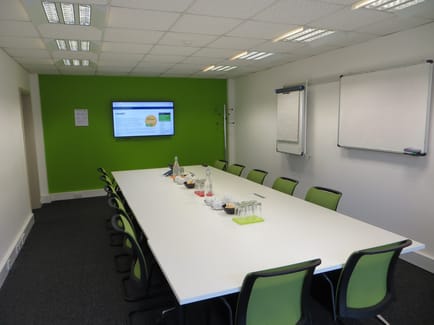 Image 2 of IWG (Basepoint) - Harts Farm Way, PO15 - Havant