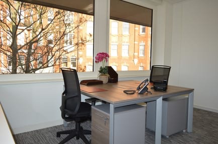 Image 3 of Niddry Lodge - 51 Holland Street, W8 - Kensington