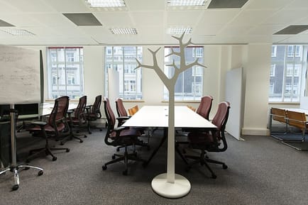 Image 2 of eOffice - Lincoln House - 300 High Holborn, WC1 - Holborn