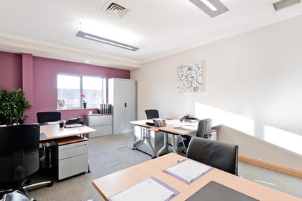 Image 2 of Biz-Hub Business Centres - City View House - Union St, M12 - Manchester
