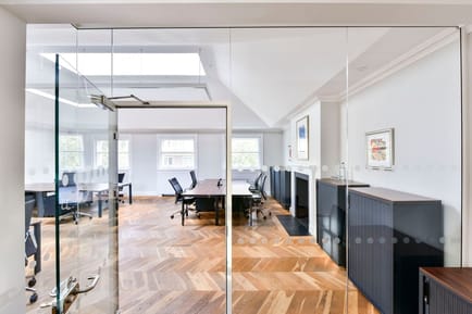 Image 2 of The Argyll Club - 21 Gloucester Place, W1 - Marylebone