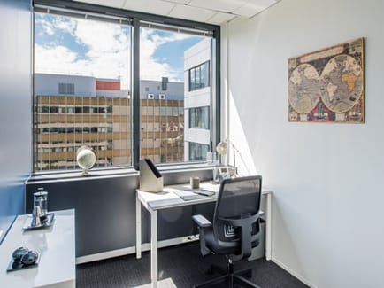 Image 6 of Regus - Courbevoie Parc des Couronnes - 19-21 Avenue Dubonnet - Courbevoie