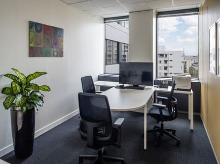 Image 7 of Regus - Courbevoie Parc des Couronnes - 19-21 Avenue Dubonnet - Courbevoie