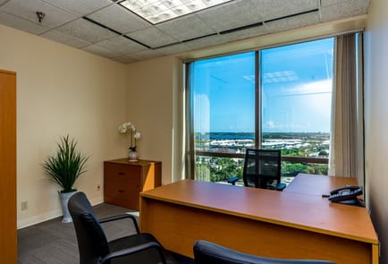 Image 7 of Zen Offices  - 1645 Palm Beach Lakes Blvd, FL