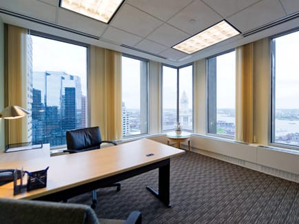 Image 4 of Regus - Franklin St - Boston