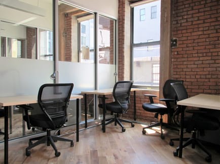 Image 7 of Green Desk - 195 Plymouth Street, 11201 - Brooklyn, NY
