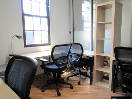 Image 6 of Green Desk - 195 Plymouth Street, 11201 - Brooklyn, NY