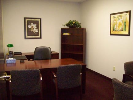Image 2 of Executive Suites - Elwood Davis Rd, Liverpool, NY