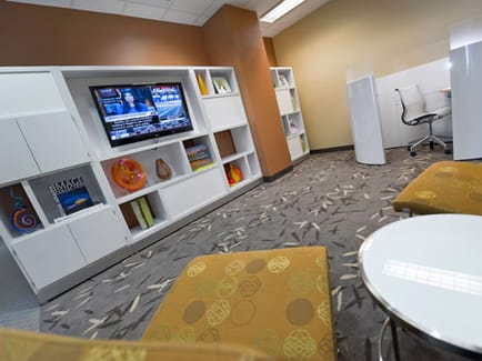 Image 10 of IWG (Regus) - 2425 Matheson Boulevard East, L4W 5K4 - Mississauga, ON