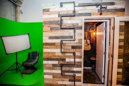 Image 4 of PodShare - 1617 Cosmo Street - Los Angeles, CA