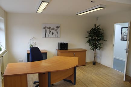 Image 2 of Oaklands Business Centre - Stoney Hill Industrial Estate, HR9 - Whitchurch - Ross-on-Wye (Private and Shared)