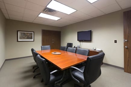 Image 4 of The Suites Collection - 101 West Grand Ave - Chicago - IL