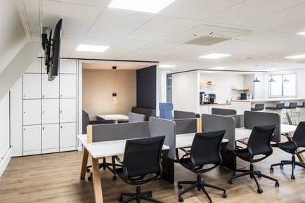 Image 2 of IWG (Regus) - Cross Key House - 22 Queen Street, SP1 - Salisbury