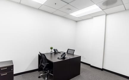 Image 10 of Titan Offices, Inc - 811 Wilshire Boulevard, LA - CA