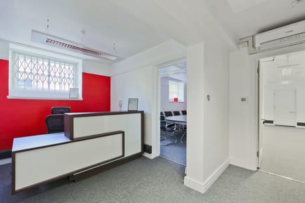 Image 6 of Mercantile Barristers -10-11 Grays Inn Square, WC1 - Chancery Lane