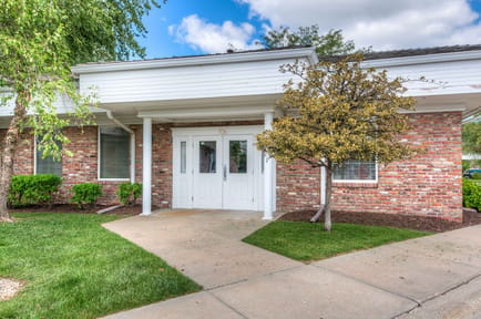 Image 1 of West Dodge Office Suites - 706 N 129th St