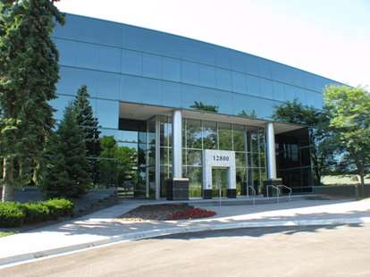 Image 1 of Officenters - 12800 Whitewater Dr - Minnetonka