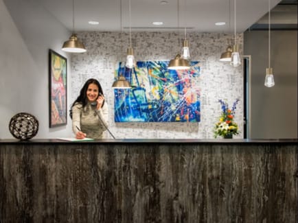 Image 2 of Regus - Ville St-Laurent - 1111 Dr.-Frederik-Phillips-Boulevard - Saint-Laurent - QC