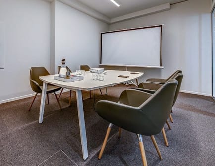 Image 3 of WorkRepublic - Promenadeplatz 2 - 6-8 Pacellistrasse - Munich (private, co-working, hot-desk)