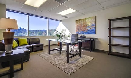 Image 9 of Barrister - 15760 Ventura Blvd - Encino