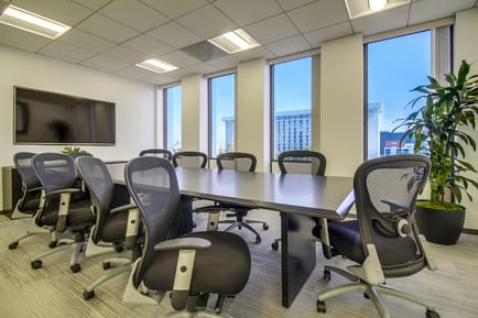 Image 4 of Barrister - 5901 Century Blvd - LAX