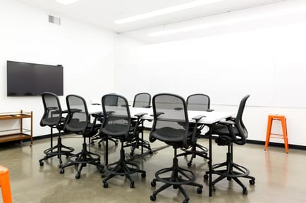 Image 7 of Centrl Office - 1355 NW Everett, Portland