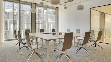 Image 3 of Spaces (Regus) - World Plaza - 5th Avenue - Taguig City - Manila
