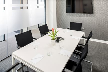 Image 8 of IWG (Regus) 18 Guildford Business Park Road, GU2 - Guildford