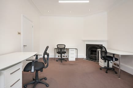 Image 2 of Synergy Management & Svcs Ltd - 105 Sumatra Road, NW6 - West Hampstead