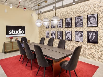 Image 3 of Your Studio - 407 North Maple Drive - Los Angeles - CA